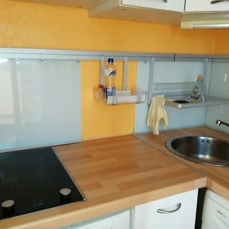 Entre Et Colline Apartment *